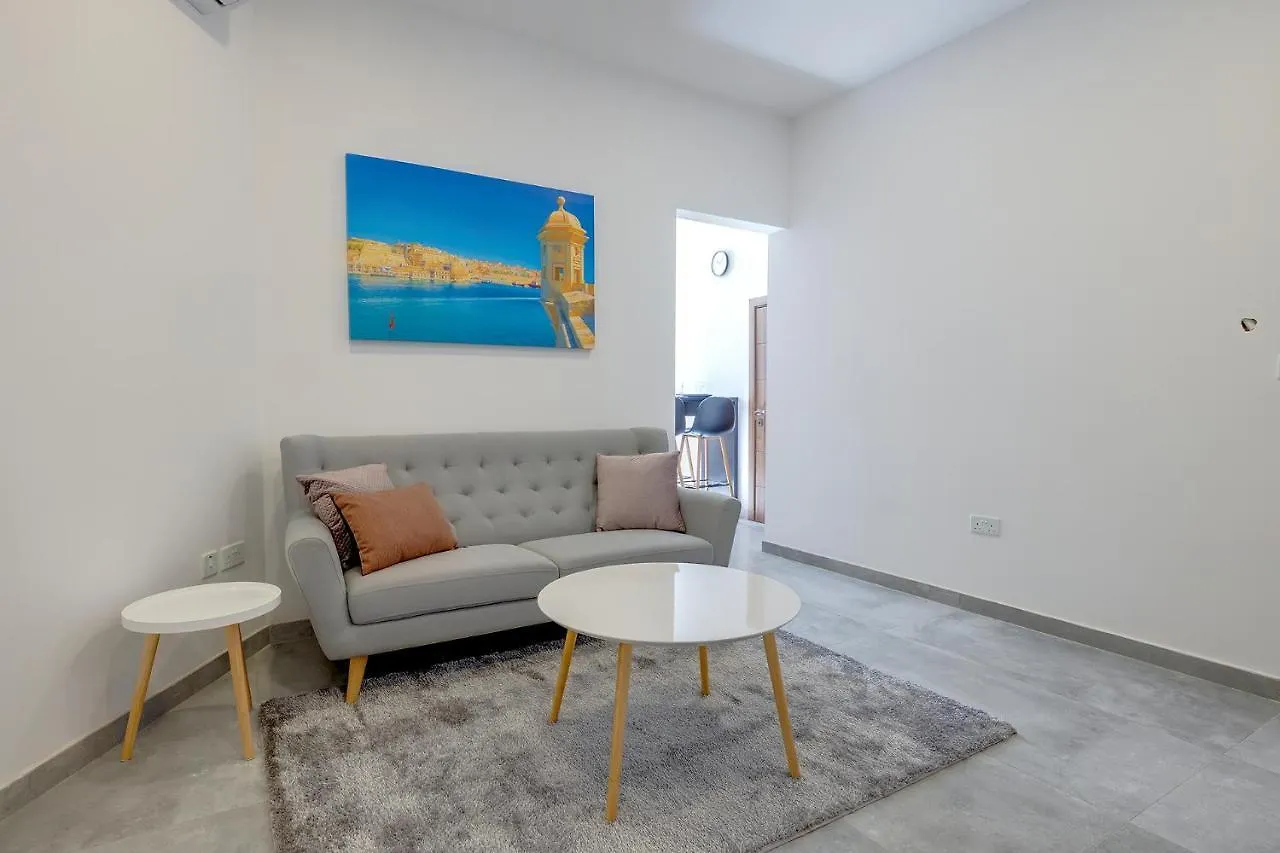 Perfect Location, Modern 2Br Apartment Sliema