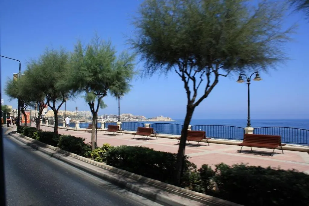 Perfect Location, Modern 2Br Apartment Sliema 0*,