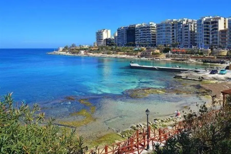 Perfect Location, Modern 2Br Apartment Sliema